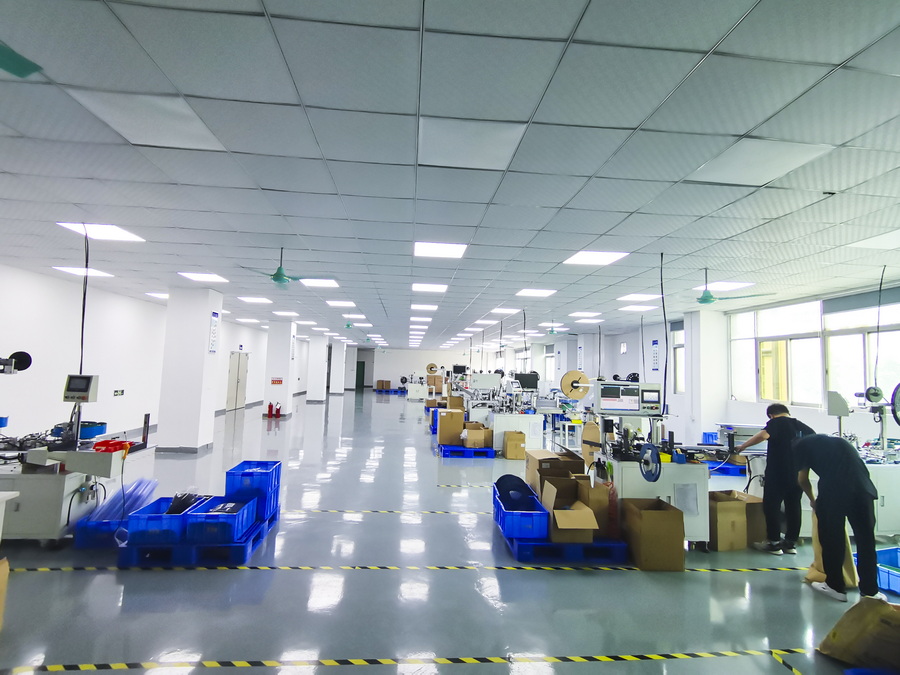 步步精科技重大技术突破,为华为Mate60 Pro提供高效快充体验