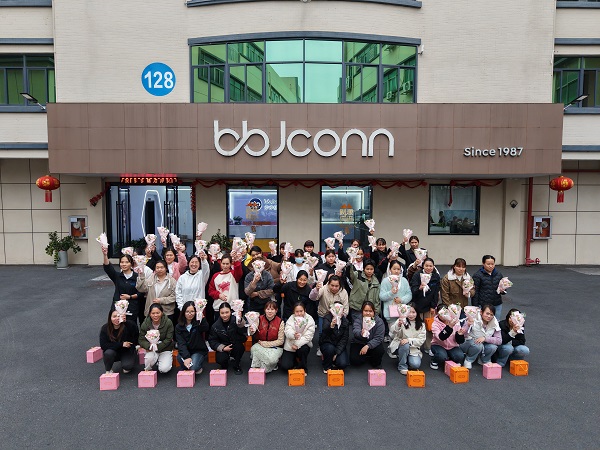 38载步步精,致敬巾帼力量 | 38周年·38妇女节特别献礼